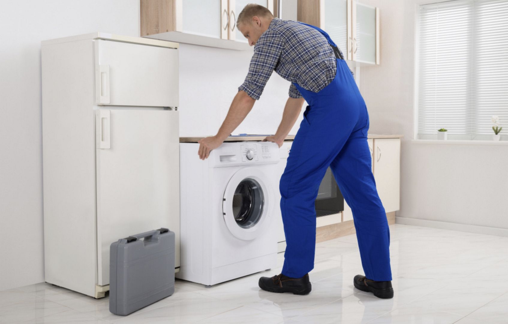Установка отдельностоящей стиральной машины - заказать услугу на ...